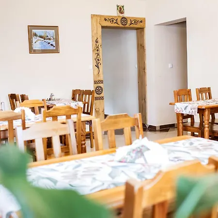 Dziubas Ii Bed & Breakfast 3*